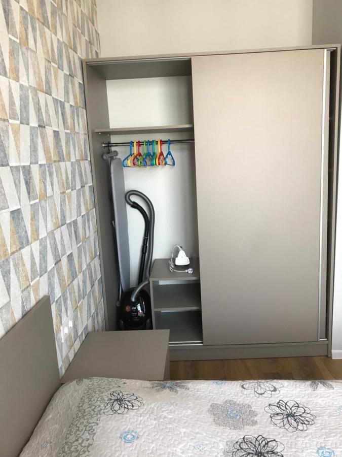 Nbg Towers 2 Appartaments Batumi Bagian luar foto