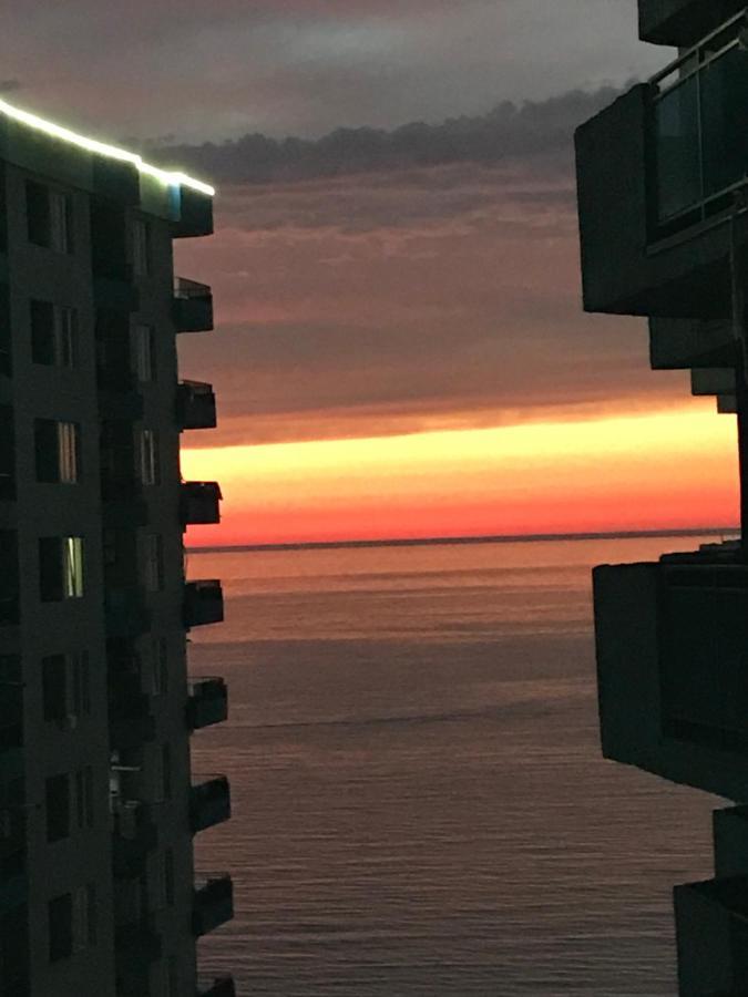 Nbg Towers 2 Appartaments Batumi Bagian luar foto